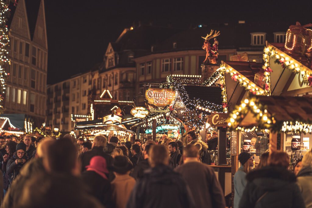 christmas market, christmas, frankfurt-4705874.jpg